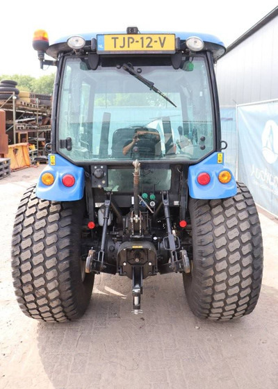 New Holland Boomer 50 - Traktor: obrázek 4 New Holland Boomer 50 - Traktor: obrázek 4
