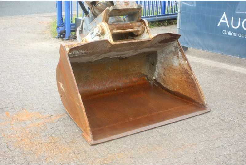 Kolesové rýpadlo New Holland MH5 Plus: obrázek 12 Kolesové rýpadlo New Holland MH5 Plus: obrázek 12