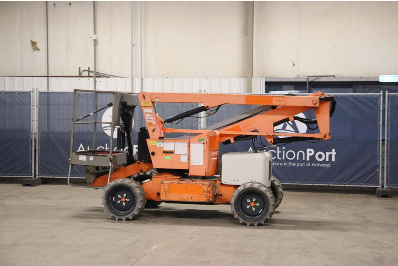 Niftylift HR12DE - Kloubová plošina: obrázek 3 Niftylift HR12DE - Kloubová plošina: obrázek 3