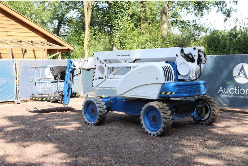 Niftylift HR21D 4x4 - Kloubová plošina: obrázek 3 Niftylift HR21D 4x4 - Kloubová plošina: obrázek 3