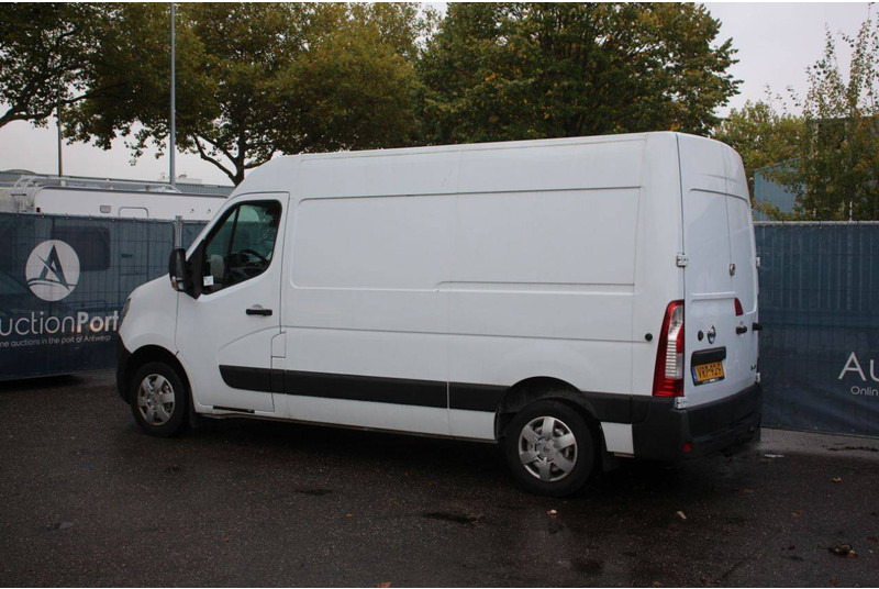 Nissan NV400 - Furgon: obrázek 3 Nissan NV400 - Furgon: obrázek 3