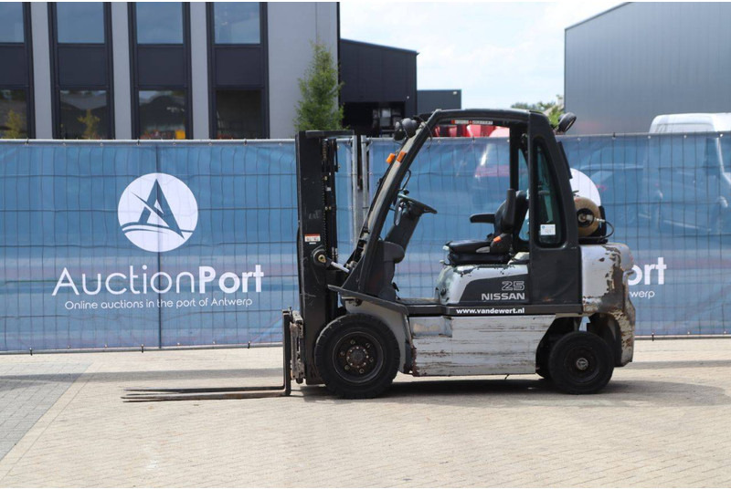 Nissan UD02A25PQ - Plynový vysokozdvižný vozík: obrázek 1 Nissan UD02A25PQ - Plynový vysokozdvižný vozík: obrázek 1