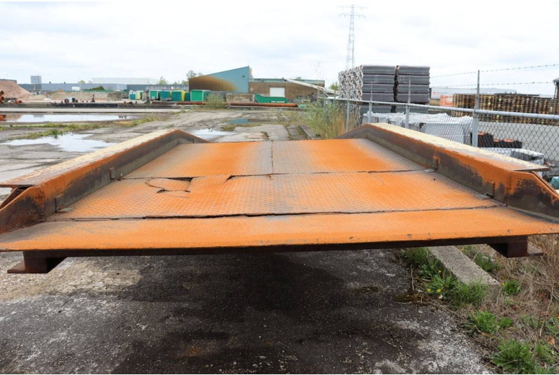 Onbekend 1013 - Přívěs plato/ Valník: obrázek 4 Onbekend 1013 - Přívěs plato/ Valník: obrázek 4