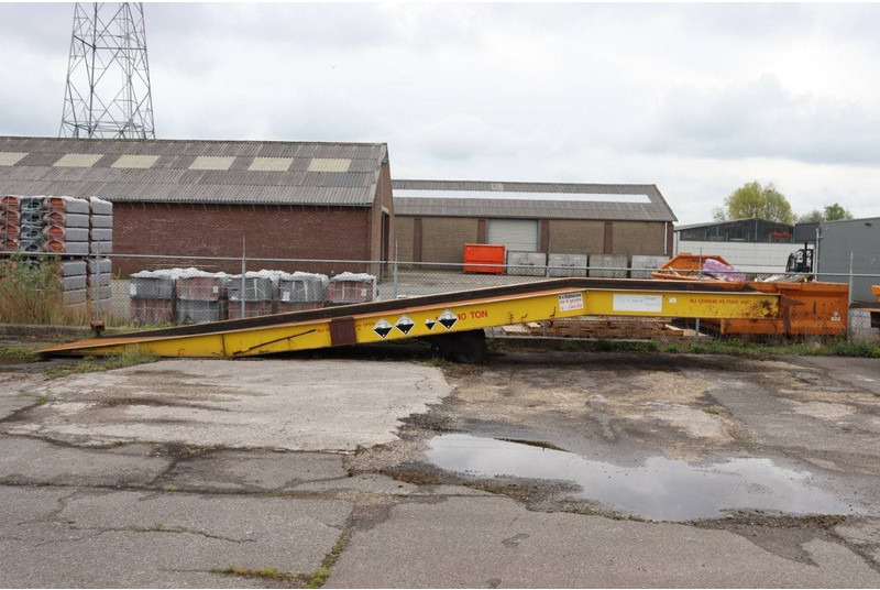 Onbekend 1013 - Přívěs plato/ Valník: obrázek 2 Onbekend 1013 - Přívěs plato/ Valník: obrázek 2