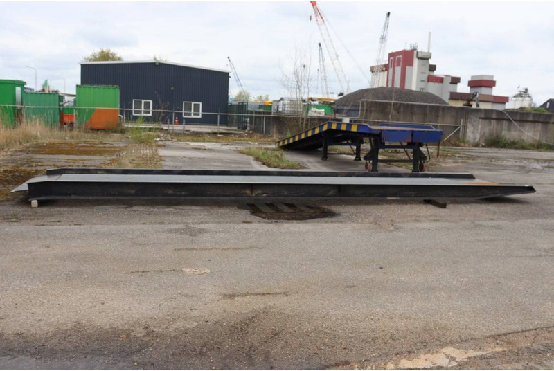 Onbekend - Přívěs plato/ Valník: obrázek 1 Onbekend - Přívěs plato/ Valník: obrázek 1