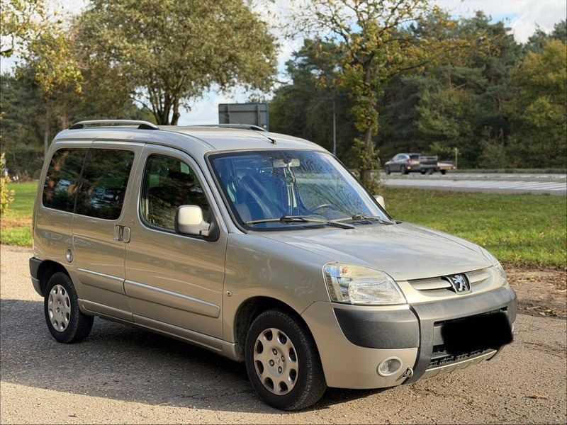 Peugeot Partner 1.6 HDI - Sedan: obrázek 3 Peugeot Partner 1.6 HDI - Sedan: obrázek 3