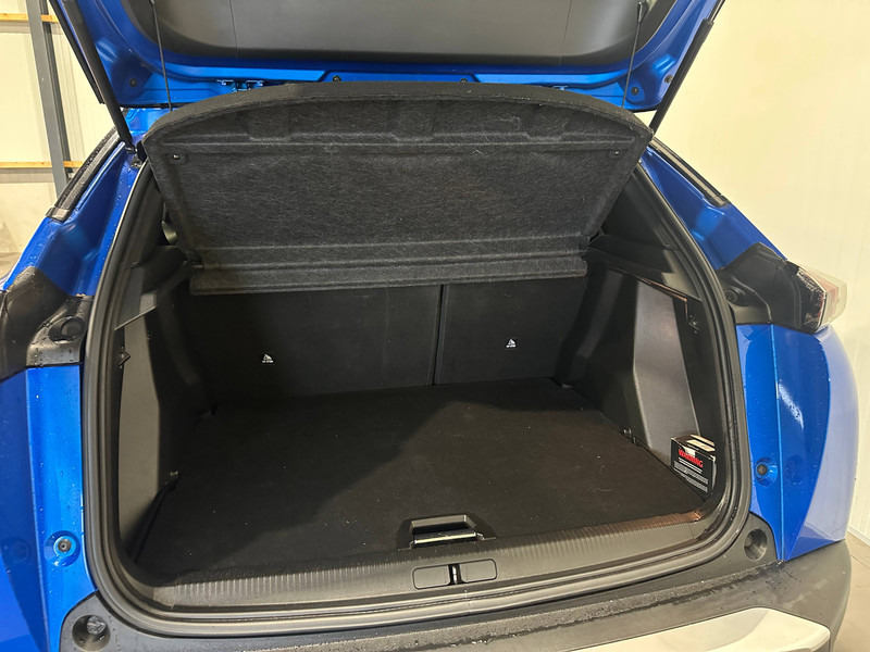 Peugeot e-2008 EV GT - SUV: obrázek 5 Peugeot e-2008 EV GT - SUV: obrázek 5