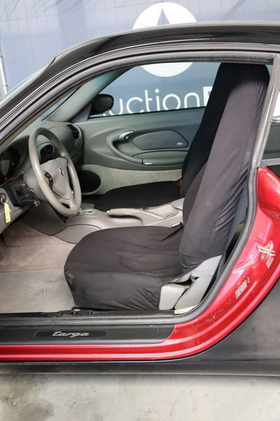 Sedan Porsche 911 996 Targa 3.6i Tiptronic: obrázek 17
