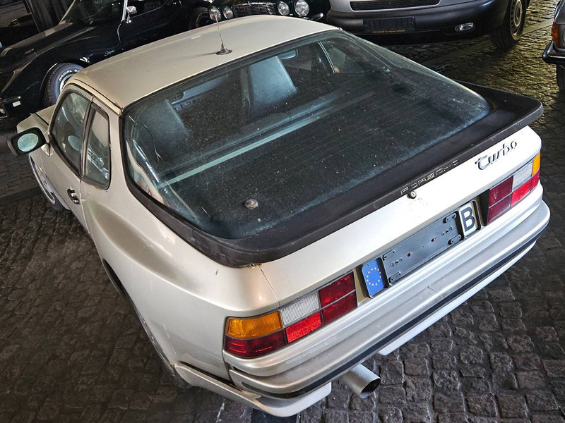 Porsche 944 Turbo - Sedan: obrázek 2 Porsche 944 Turbo - Sedan: obrázek 2