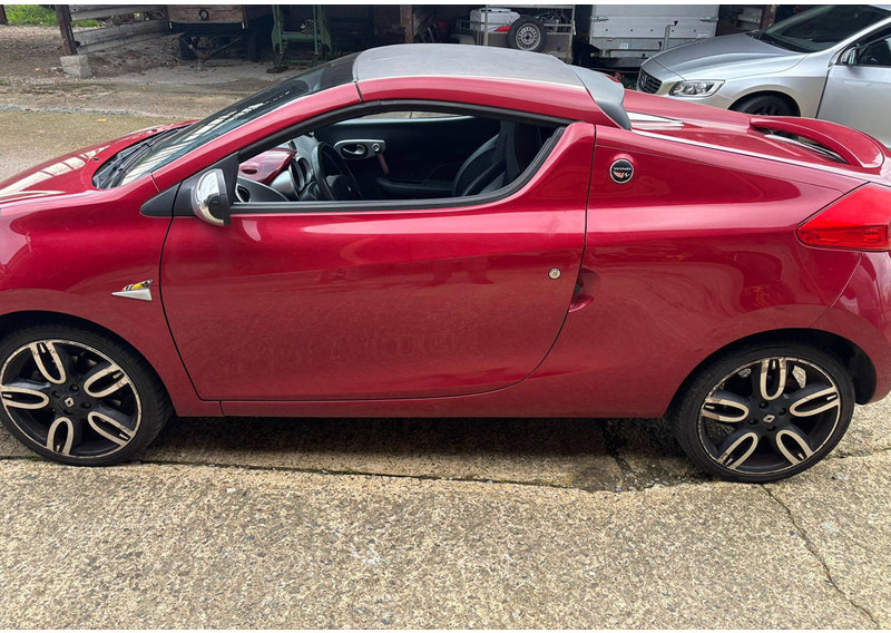 Renault Wind TCe - Sedan: obrázek 2 Renault Wind TCe - Sedan: obrázek 2