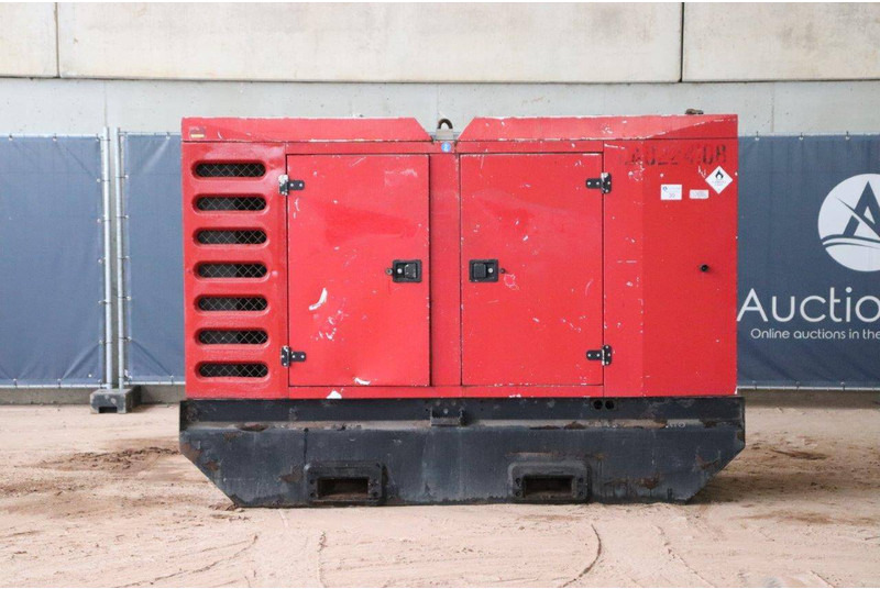 SDMO R145 - Elektrický generátor: obrázek 2 SDMO R145 - Elektrický generátor: obrázek 2