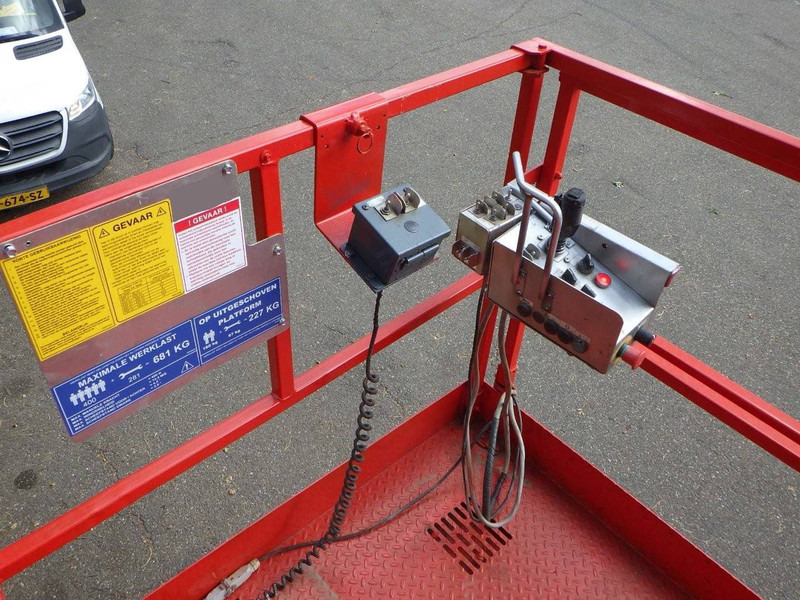 Skyjack SJ9250 - Nůžková plošina: obrázek 4 Skyjack SJ9250 - Nůžková plošina: obrázek 4