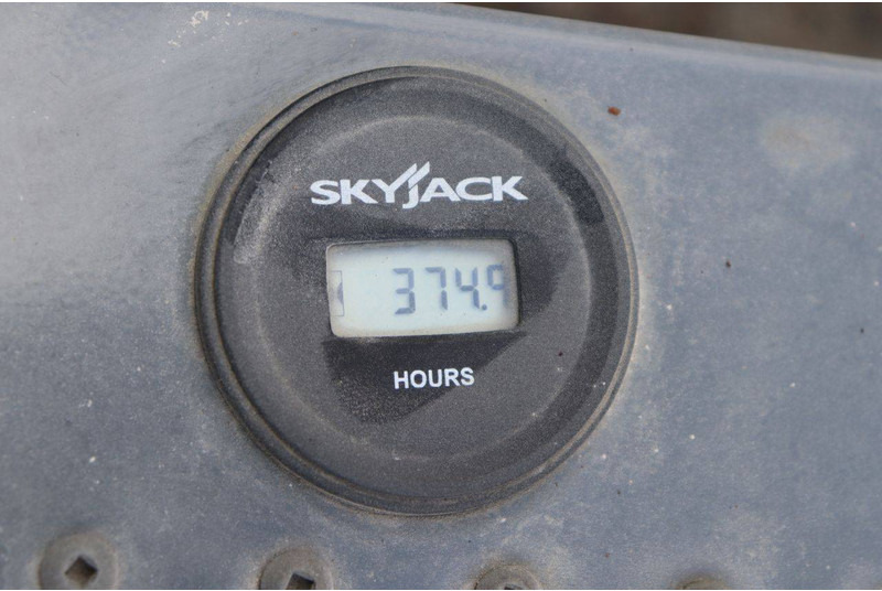 Nůžková plošina Skyjack SJIII 3219: obrázek 20
