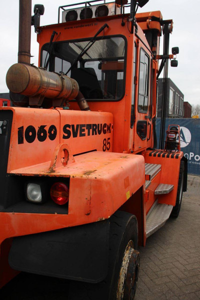 Svetruck 1060-30 - Kontejnerový manipulátor: obrázek 5 Svetruck 1060-30 - Kontejnerový manipulátor: obrázek 5