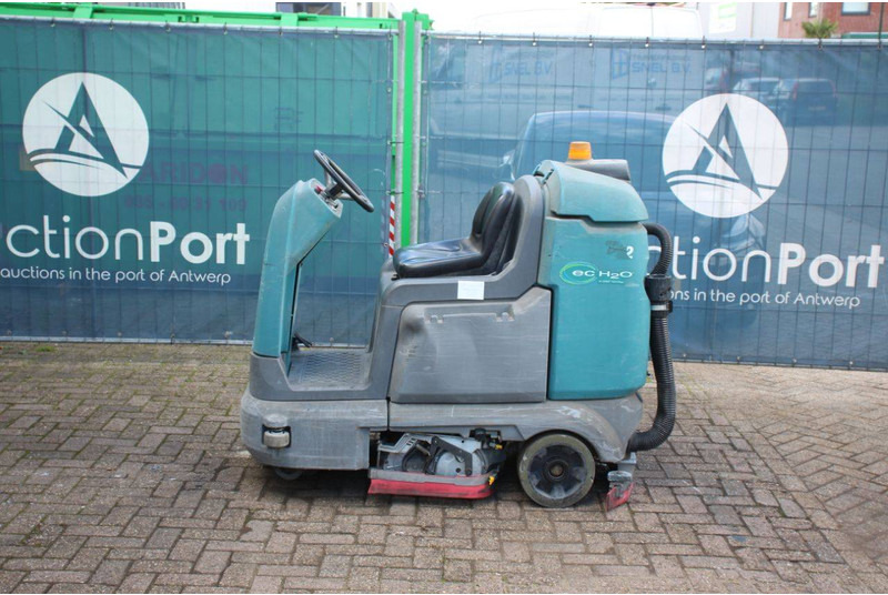 TENNANT T12 - Podlahový mycí stroj: obrázek 2 TENNANT T12 - Podlahový mycí stroj: obrázek 2