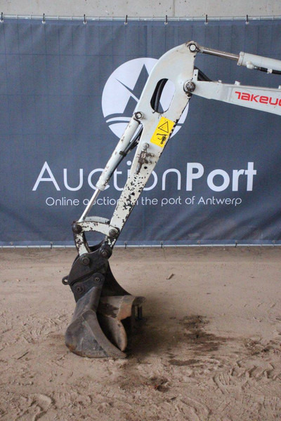 Mini rýpadlo Takeuchi TB216: obrázek 10