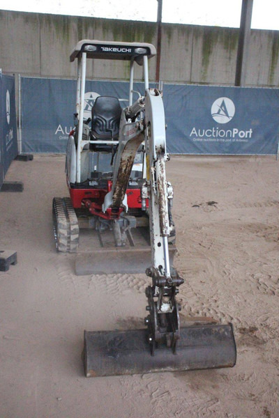 Mini rýpadlo Takeuchi TB216: obrázek 6