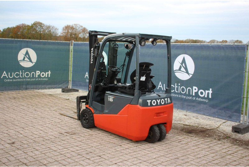 Toyota 16 - Elektrický vysokozdvižný vozík: obrázek 3 Toyota 16 - Elektrický vysokozdvižný vozík: obrázek 3