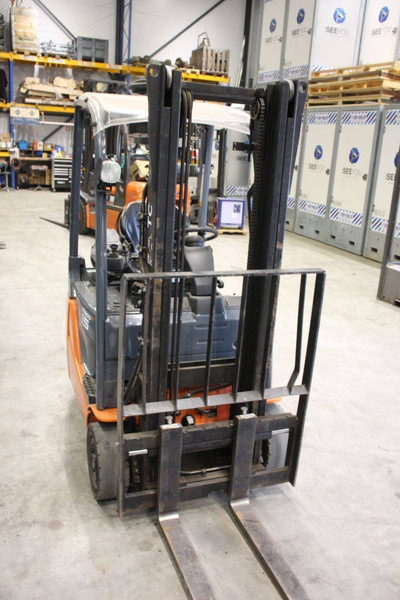 Elektrický vysokozdvižný vozík Toyota 8FBE15T: obrázek 6