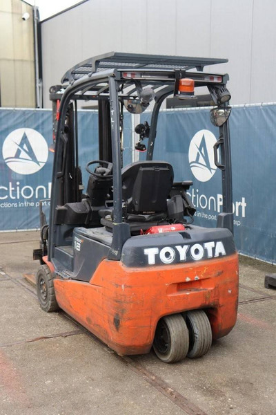 Toyota 8FBE18T - Elektrický vysokozdvižný vozík: obrázek 4 Toyota 8FBE18T - Elektrický vysokozdvižný vozík: obrázek 4