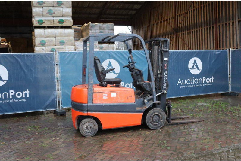 Toyota FBMF25 - Elektrický vysokozdvižný vozík: obrázek 1 Toyota FBMF25 - Elektrický vysokozdvižný vozík: obrázek 1