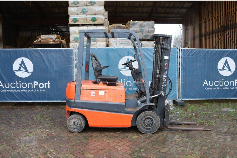 Toyota FBMF25 - Elektrický vysokozdvižný vozík: obrázek 2 Toyota FBMF25 - Elektrický vysokozdvižný vozík: obrázek 2