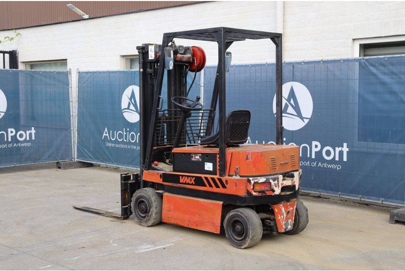 VMAX EV698.45.77 - Elektrický vysokozdvižný vozík: obrázek 4 VMAX EV698.45.77 - Elektrický vysokozdvižný vozík: obrázek 4