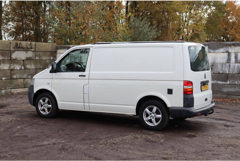 Volkswagen TRANSPORTER KAMPEERAUTO - Obytná dodávka: obrázek 3 Volkswagen TRANSPORTER KAMPEERAUTO - Obytná dodávka: obrázek 3
