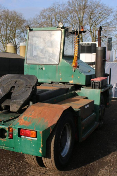 Volvo - Terminálový traktor: obrázek 5 Volvo - Terminálový traktor: obrázek 5