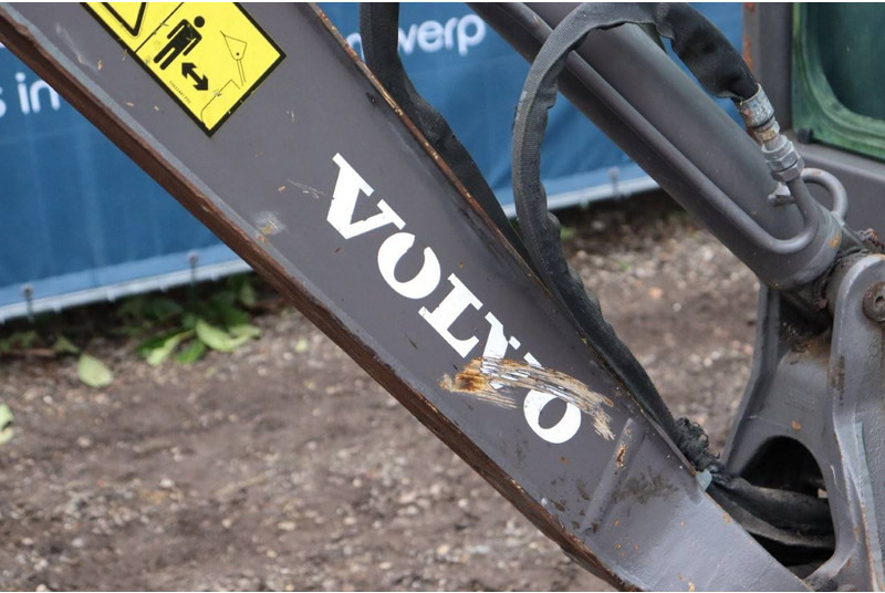 Mini rýpadlo Volvo EC18C: obrázek 20