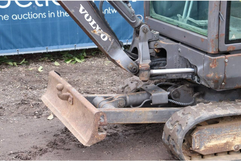 Mini rýpadlo Volvo EC18C: obrázek 13