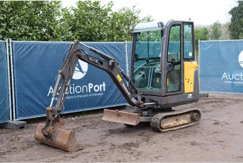 Mini rýpadlo Volvo EC18C: obrázek 9