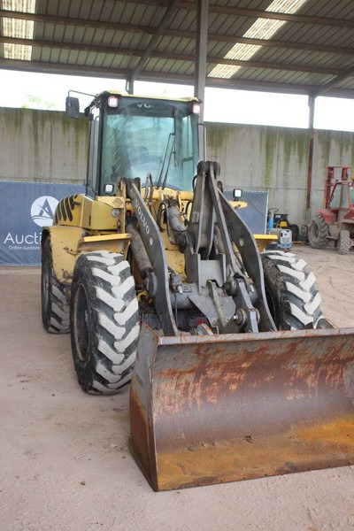 Kolový nakladač Volvo L45B-TP: obrázek 6