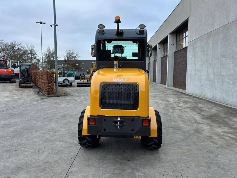 WOLF MINI 780T - Kolový nakladač: obrázek 5 WOLF MINI 780T - Kolový nakladač: obrázek 5