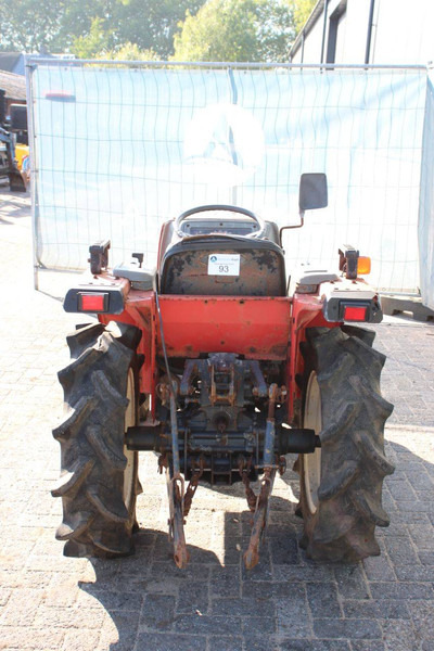 Yanmar F-6 - Traktor: obrázek 4 Yanmar F-6 - Traktor: obrázek 4