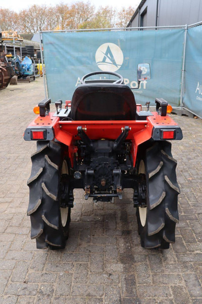 Yanmar F155 - Traktor: obrázek 4 Yanmar F155 - Traktor: obrázek 4