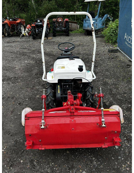 Yanmar UP2 - Traktor: obrázek 2 Yanmar UP2 - Traktor: obrázek 2