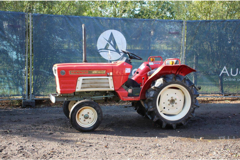 Yanmar YM1601 - Traktor: obrázek 1 Yanmar YM1601 - Traktor: obrázek 1
