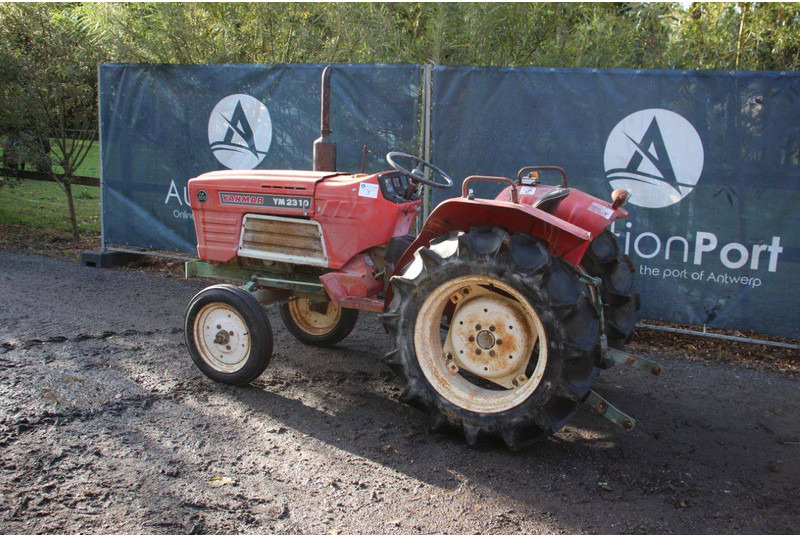 Yanmar YM2310 - Traktor: obrázek 3 Yanmar YM2310 - Traktor: obrázek 3