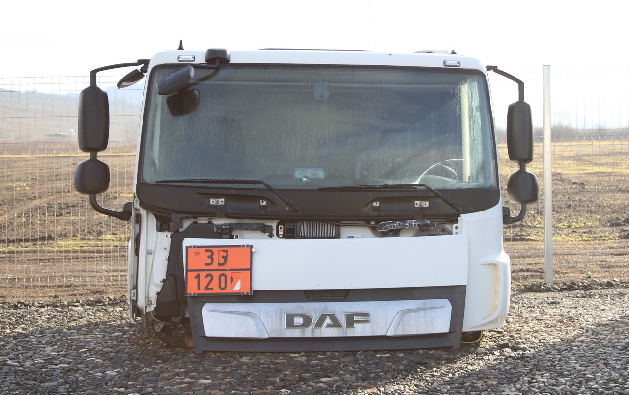 CABINA DAF CF SLEEPER CAB L2H1 - Kabina pro Nákladní auto: obrázek 1 CABINA DAF CF SLEEPER CAB L2H1 - Kabina pro Nákladní auto: obrázek 1