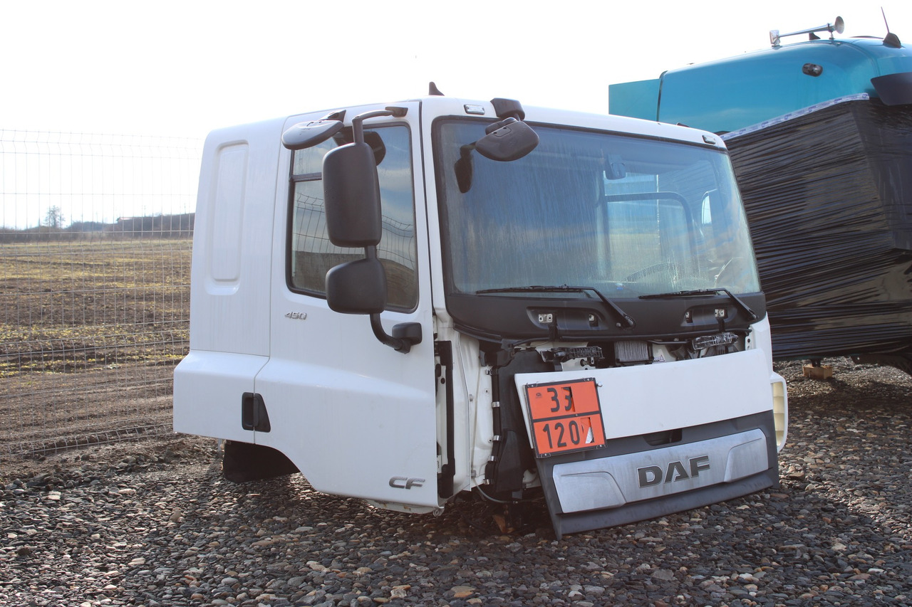 CABINA DAF CF SLEEPER CAB L2H1 - Kabina pro Nákladní auto: obrázek 2 CABINA DAF CF SLEEPER CAB L2H1 - Kabina pro Nákladní auto: obrázek 2