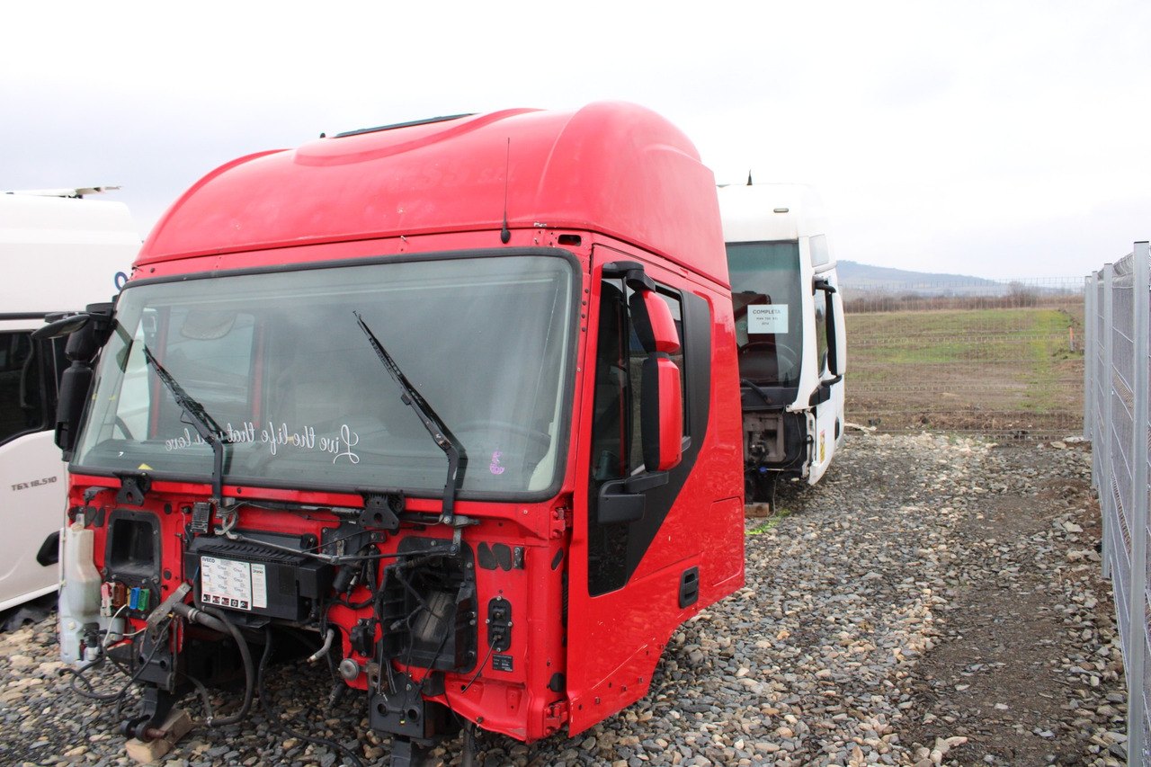 CABINA IVECO STRALIS HI-WAY - Kabina pro Nákladní auto: obrázek 2 CABINA IVECO STRALIS HI-WAY - Kabina pro Nákladní auto: obrázek 2