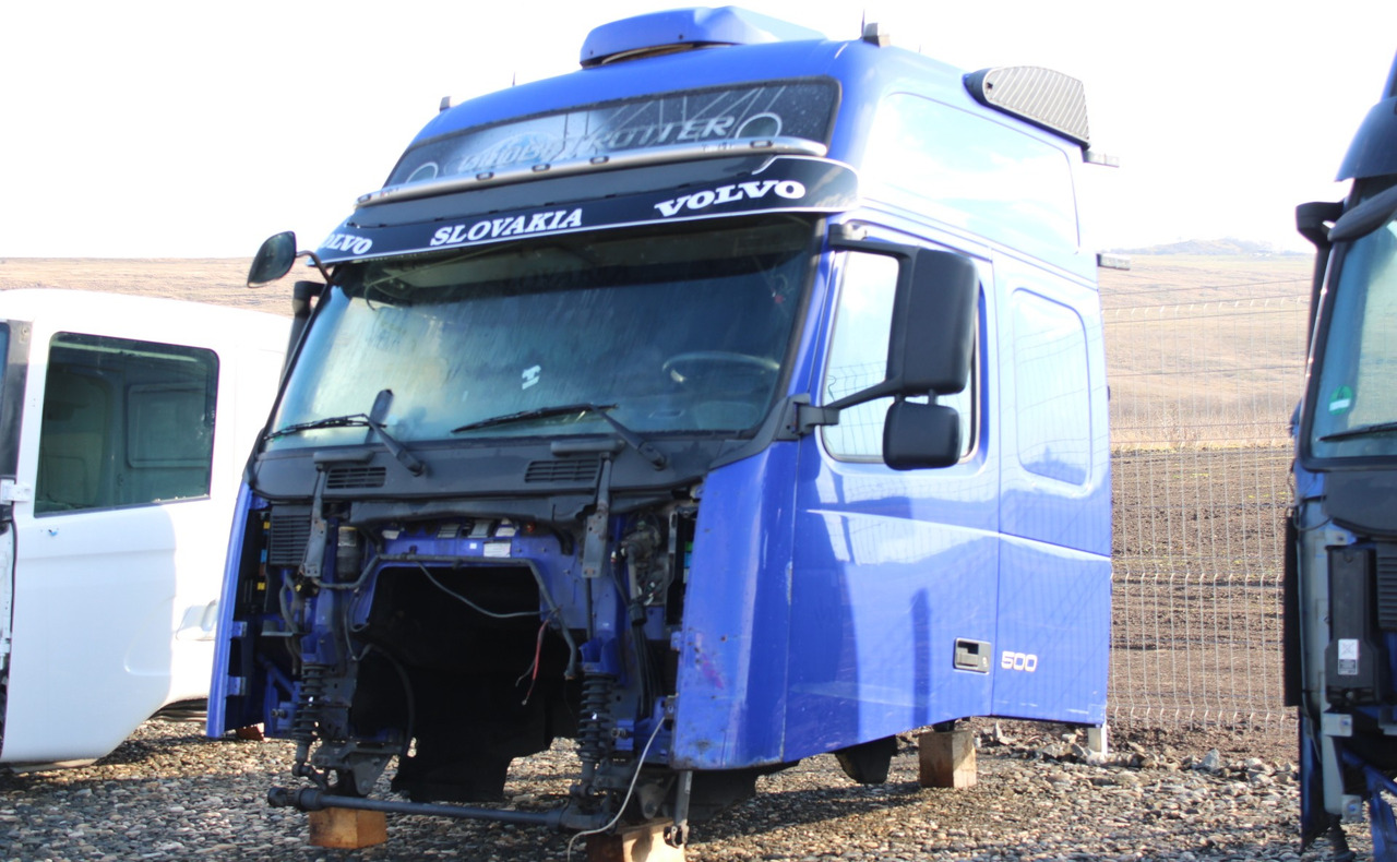 CABINA VOLVO FH13 GLOBETROTTER L2H3 - Kabina pro Nákladní auto: obrázek 2 CABINA VOLVO FH13 GLOBETROTTER L2H3 - Kabina pro Nákladní auto: obrázek 2