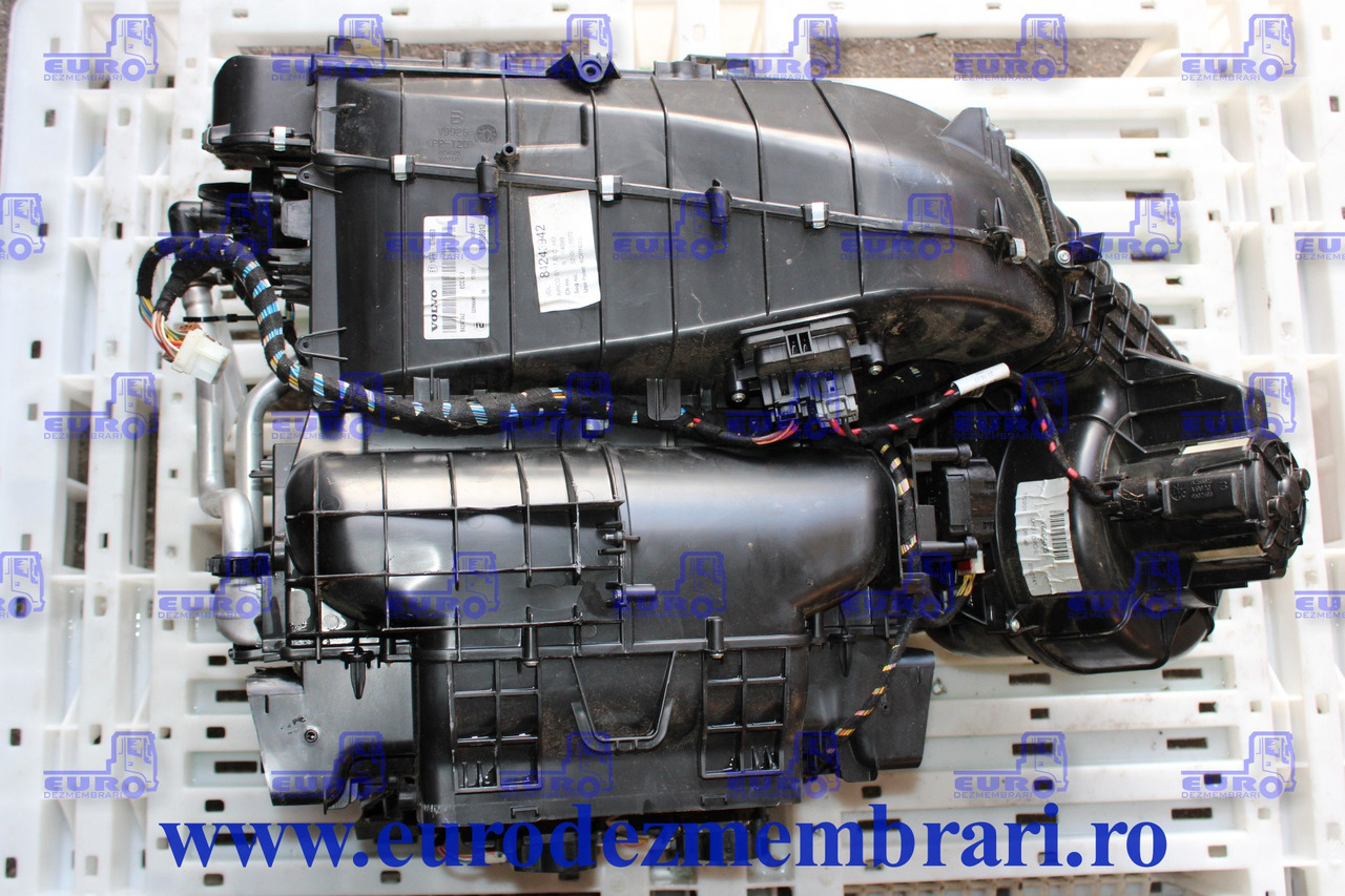 CARCASA SISTEM CLIMATIZARE VOLVO FH4 84243942 - Díl klimatizace pro Nákladní auto: obrázek 1 CARCASA SISTEM CLIMATIZARE VOLVO FH4 84243942 - Díl klimatizace pro Nákladní auto: obrázek 1