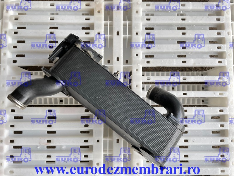 RADIATOR ULEI INTARDER TRAXON IVECO S-WAY 0501221840 - Chladič oleje pro Nákladní auto: obrázek 1 RADIATOR ULEI INTARDER TRAXON IVECO S-WAY 0501221840 - Chladič oleje pro Nákladní auto: obrázek 1
