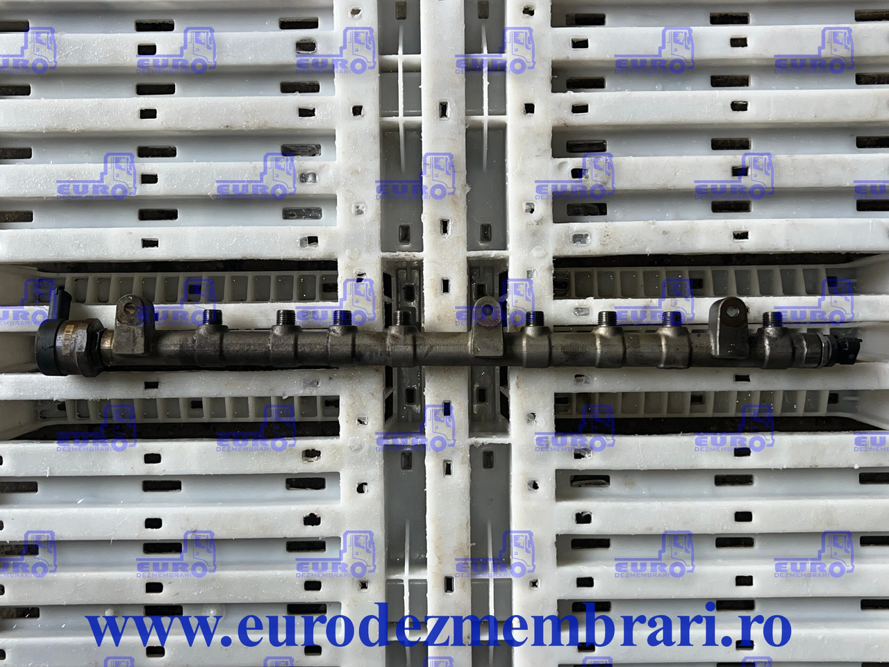 RAMPA INALTA PRESIUNE MAN TGX D3876 51.10311.6109, 0445226136 - Palivový systém pro Nákladní auto: obrázek 2 RAMPA INALTA PRESIUNE MAN TGX D3876 51.10311.6109, 0445226136 - Palivový systém pro Nákladní auto: obrázek 2