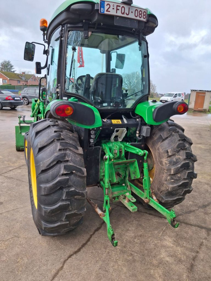 John Deere 4066R - Malotraktor: obrázek 4 John Deere 4066R - Malotraktor: obrázek 4