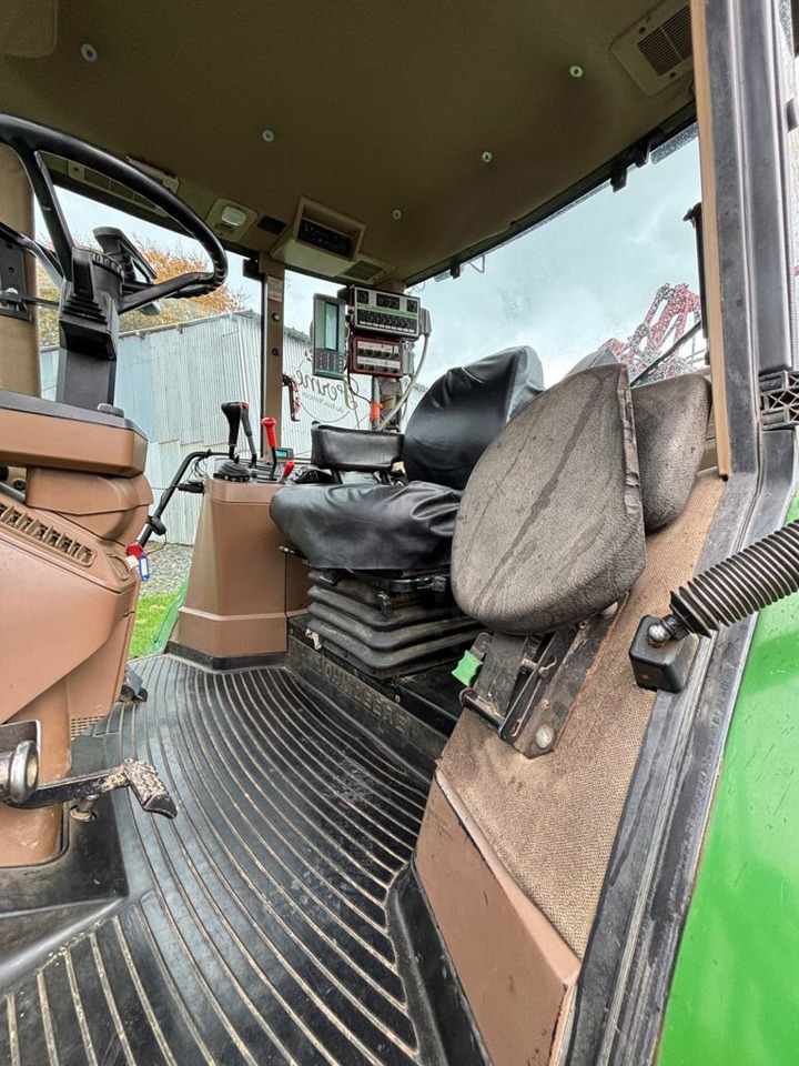 Traktor John Deere 7800: obrázek 7
