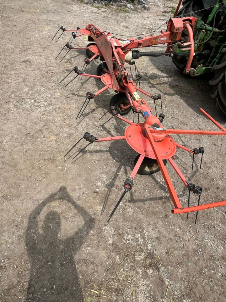Kuhn GF5001MH - Obraceč/ Shrnovač: obrázek 2 Kuhn GF5001MH - Obraceč/ Shrnovač: obrázek 2