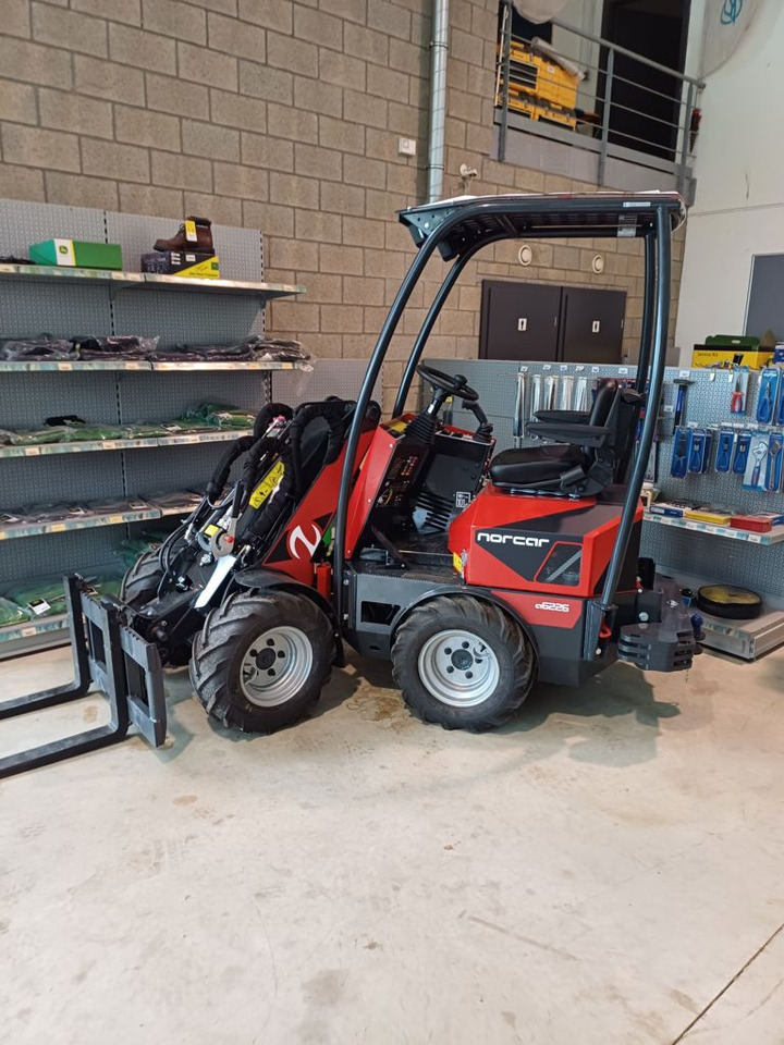 Norcar 6226 automotive Power+ - Kolový nakladač: obrázek 4 Norcar 6226 automotive Power+ - Kolový nakladač: obrázek 4